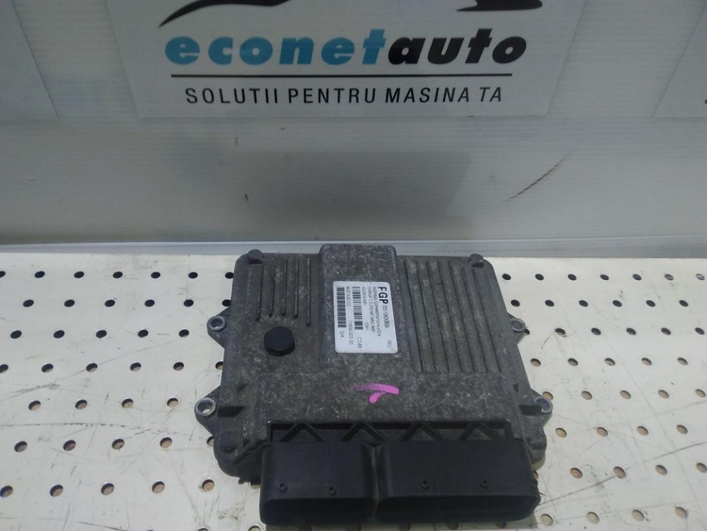 Calculator motor ecm ecu Opel Corsa C (2000-)