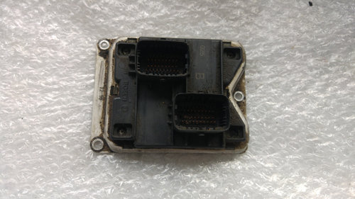 Calculator motor ecu 1.4 i e 16v ts 930a3a ar33503 alfa romeo 145 0261204943