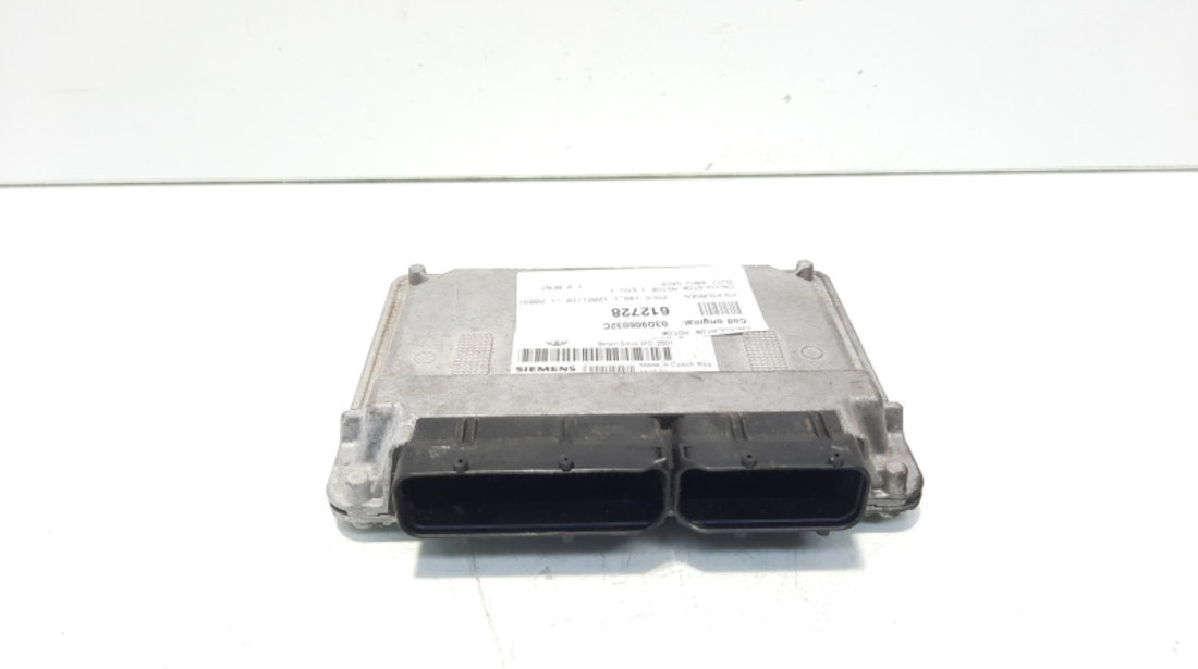 Calculator motor ECU, cod 03D906032C, Skoda Fabia 1 Sedan (6Y3), 1.2 benz, AWY (idi:612728)