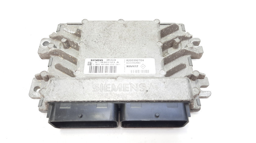 Calculator motor ECU, cod 8200392704, 8200392680, Renault Clio 2, 1.4 benz, K4J711 (idi:482934)