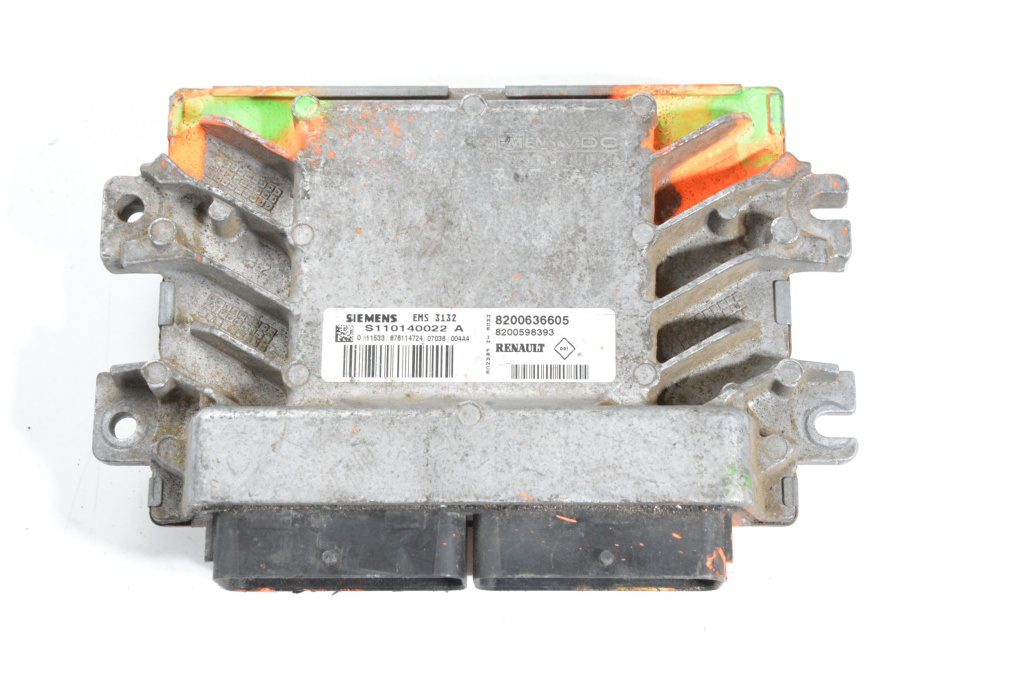 Calculator Motor / ECU Dacia LOGAN (LS) 2004 - 2012 S110140022A, 8200598393, 8200636605