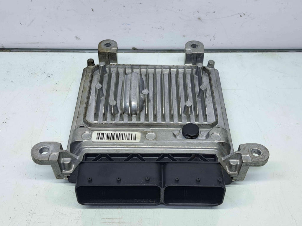 Calculator motor ECU Mercedes Clasa C (W204) [Fabr 2007-2014] A6519005301 A6519013301