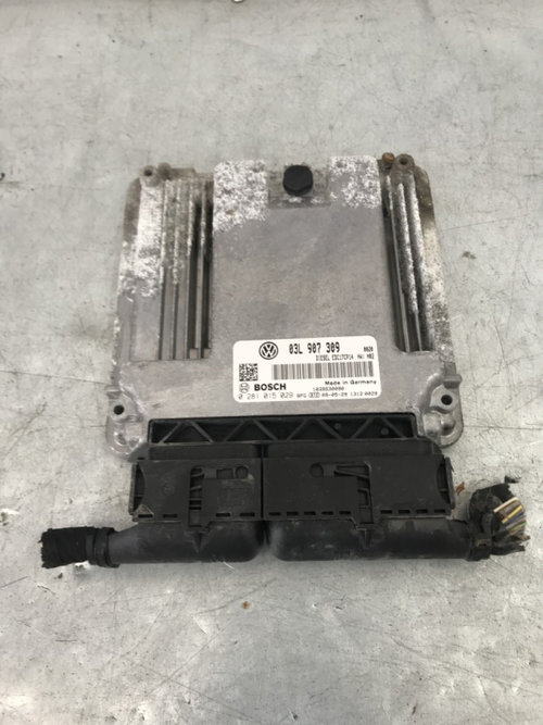 Calculator motor ecu Volkswagen Passat B6 Variant 2.0 TDI 4Motion Manual, 140cp sedan 2010 (03L90730...