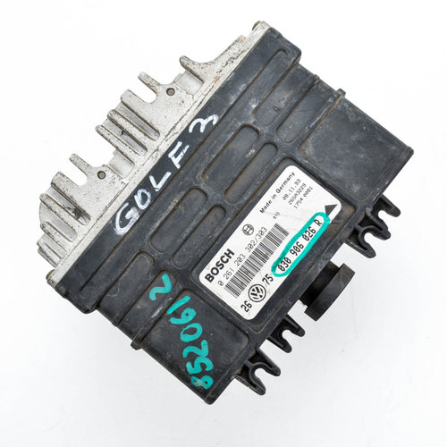 Calculator Motor / ECU VW GOLF 3 1991 - 1997 030906026R, 0261203302, 0261203303