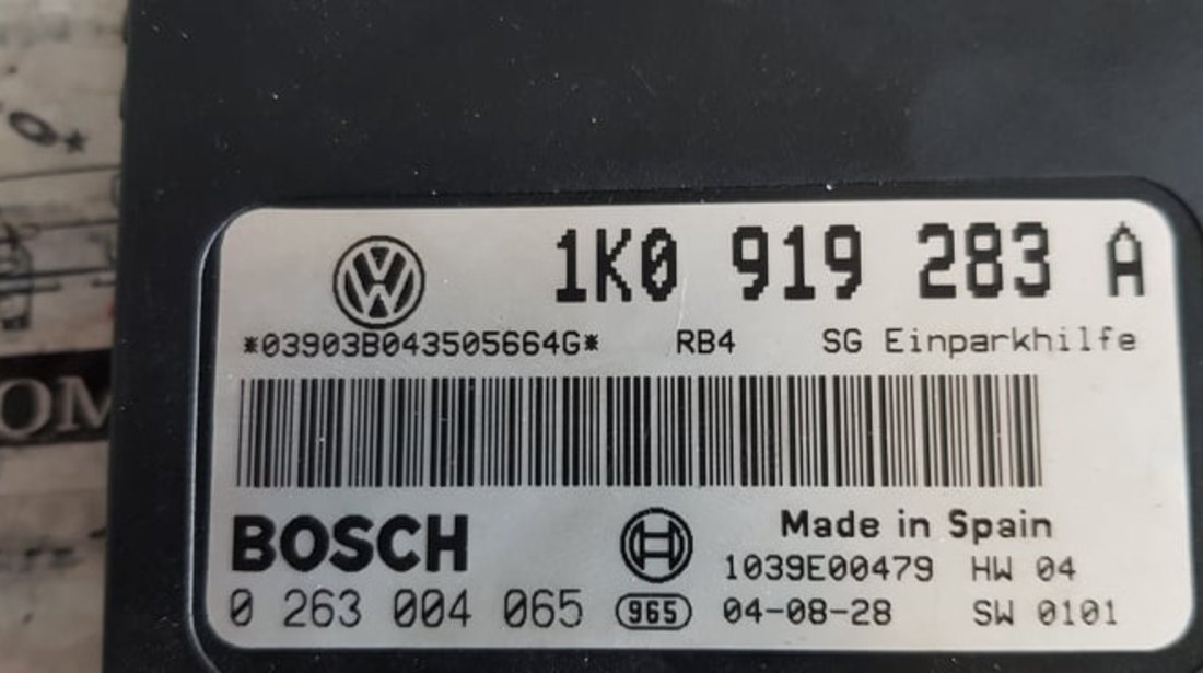 Calculator senzori parcare VW Golf V cod 1k0919283a