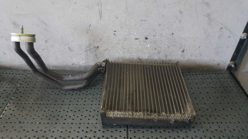 Calorifer radiator incalzire bord audi a4 b7 8e