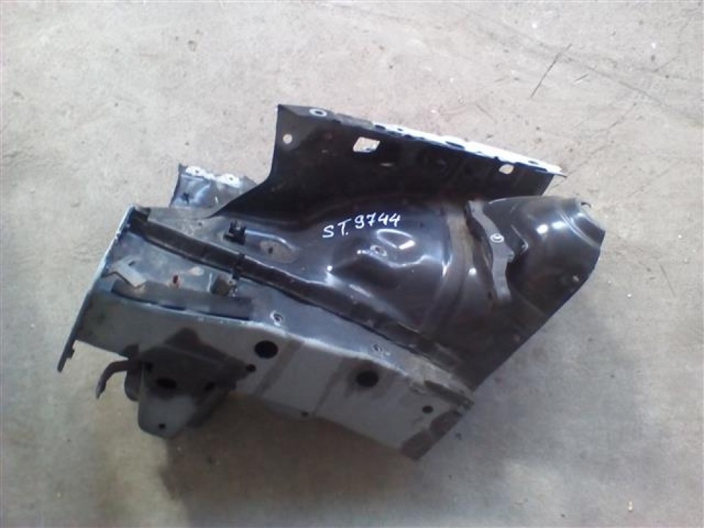 Cap lonjeron dreapta Opel Astra H an 2005-2011