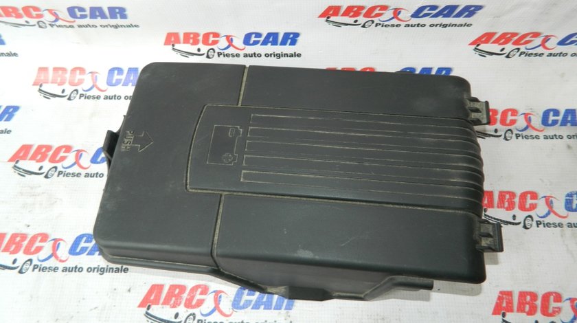 Capac baterie VW Passat CC cod: 3C0915443A