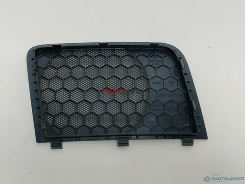 Capac boxa dreapta fata AUDI A3 II (8P1) [ 2003 - 2013 ] 1.6 (BGU, BSE, BSF) 75KW|102HP VAG OEM 8P30...