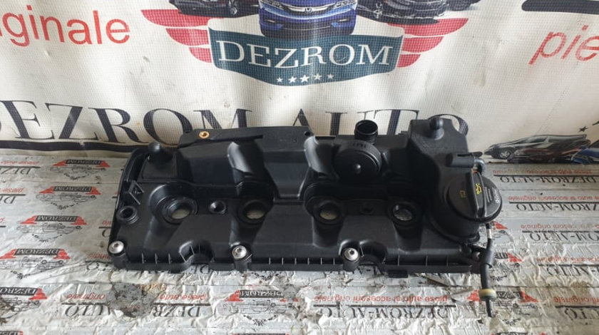 Capac culbutori VW Touran 2.0 TDi 110 cai DFGB cod piesa : 04L103475A