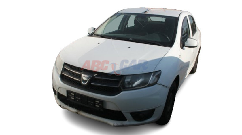 Capac motor protectie Dacia Logan 2 2014 berlina 1.5 DCI