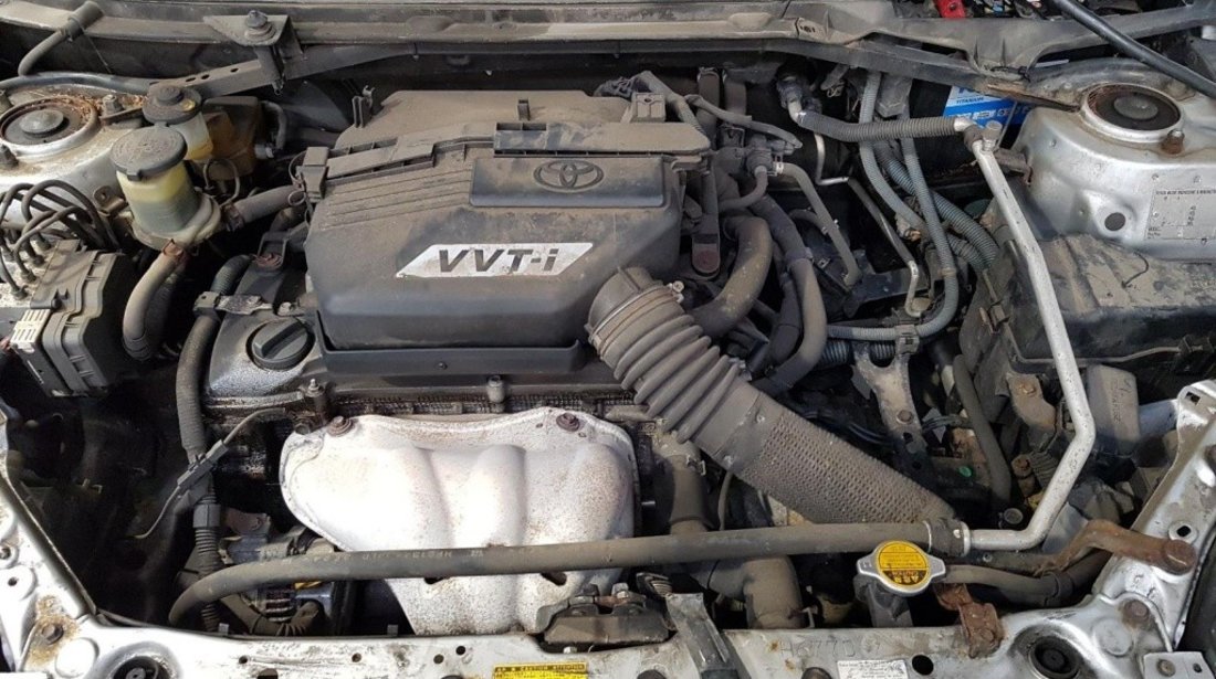 Capac motor protectie Toyota RAV 4 2004 suv 2.0