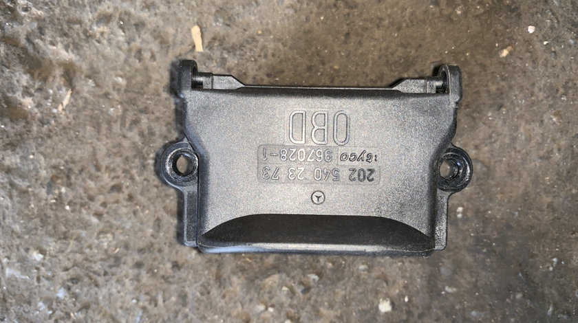 Capac mufa obd Mercedes-Benz A-Class W169 [2004 - 2008] Hatchback 5-usi A 170 Autotronic (116 hp) 1.7 - 266.940