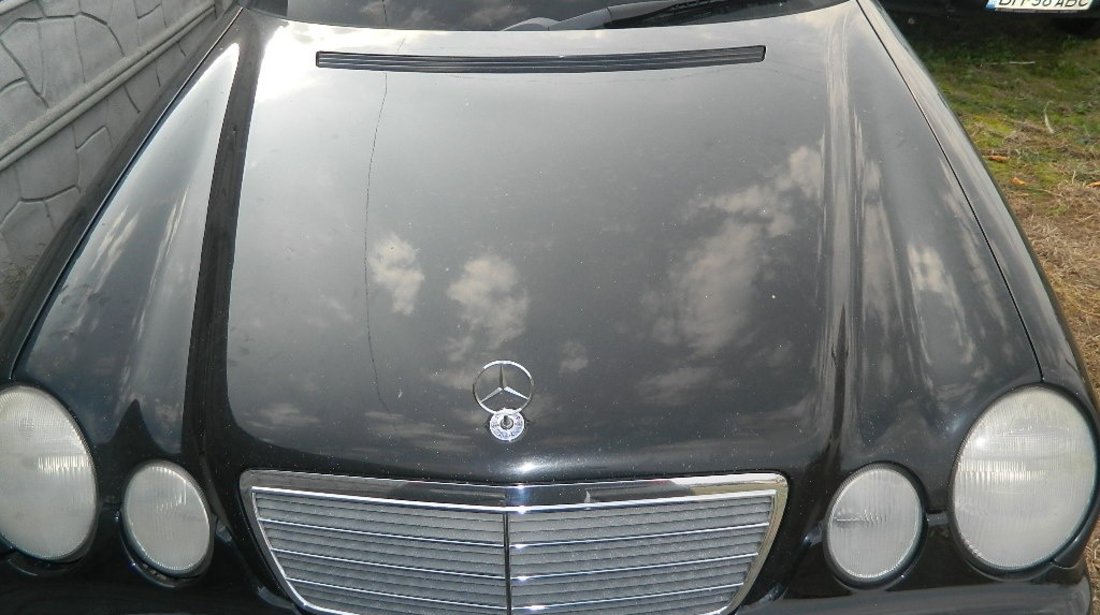 Capota fata Mercedes E-Class W210 3.2Cdi combi model 2000