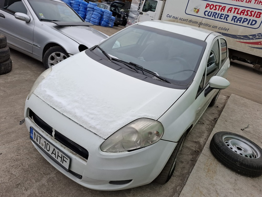 Capota Fiat Punto 2011 hatchback 1.3 D 199A9000