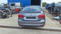 Capota portbagaj cu spoiler 5C6827025A Volkswagen ...