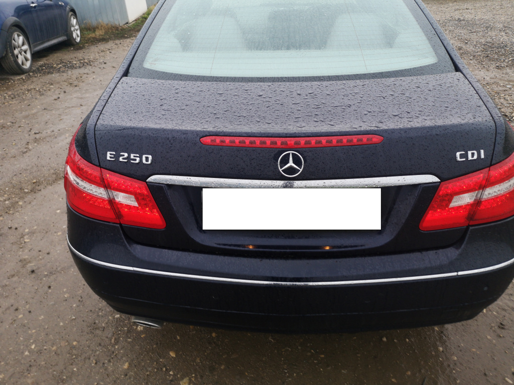 Capota portbagaj mercedes e250 coupe w207