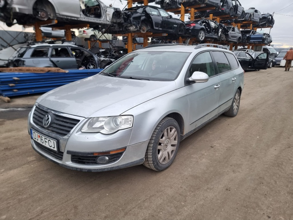 Capota Volkswagen Passat B6 2010 break 2.0 CBA