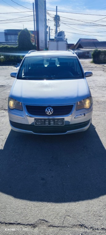 Capota Vw Touran 1.9 TDI 105CP / 77 KW cod motor BLS transmisie manuala 6+1 cod JYK an 2008