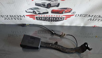 Capsa centura dreapta fata VW Golf V Hatchback cod...