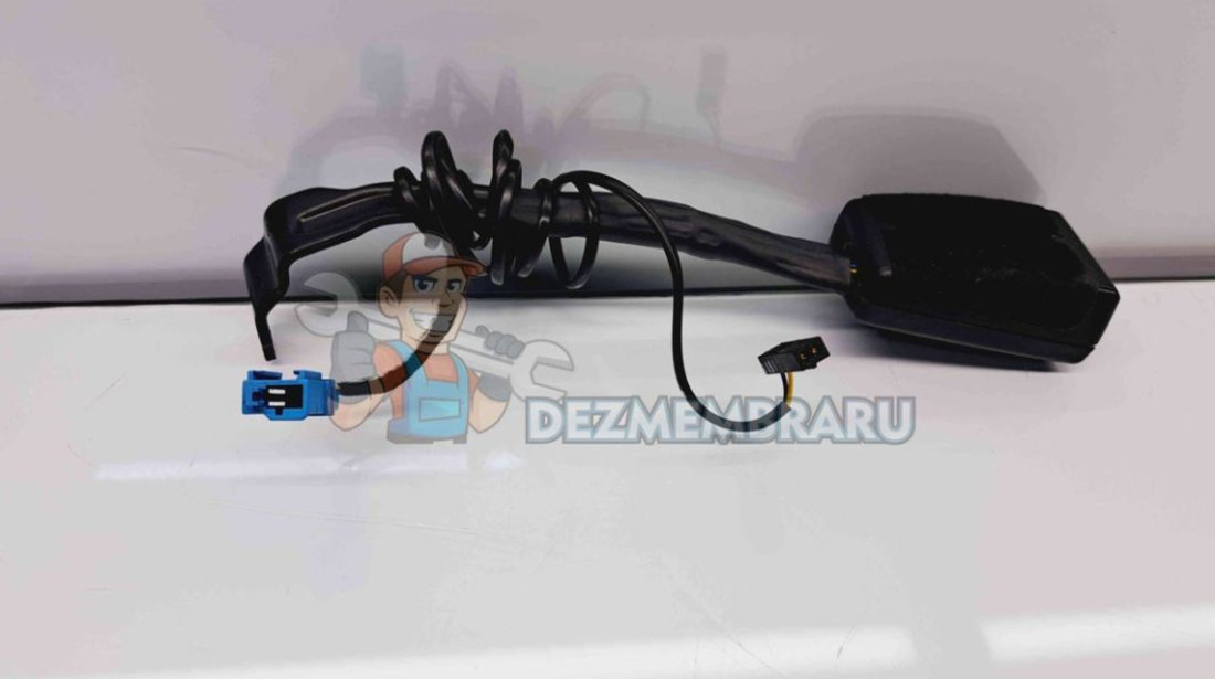 Capsa centura stanga fata Volkswagen Passat B7 (362) [Fabr 2010-2014] 1K8857755D