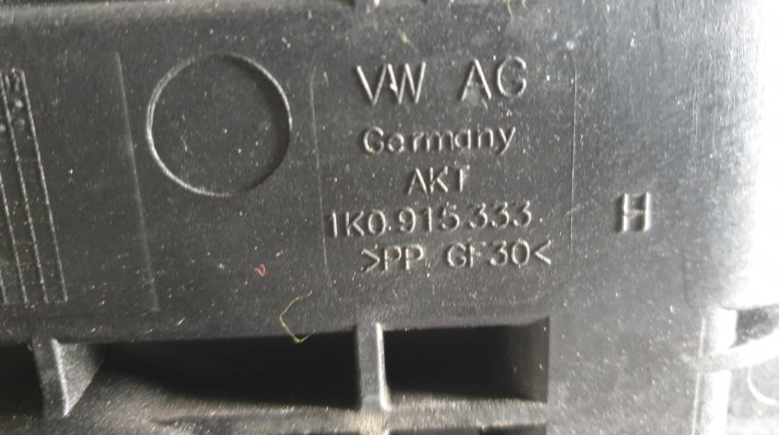 Carcasa baterie VW Touran I 1.6 FSI cod piesa : 1K0915333H