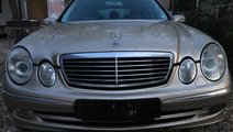 Carcasa filtru aer Mercedes E-Class W211 2005 Limu...