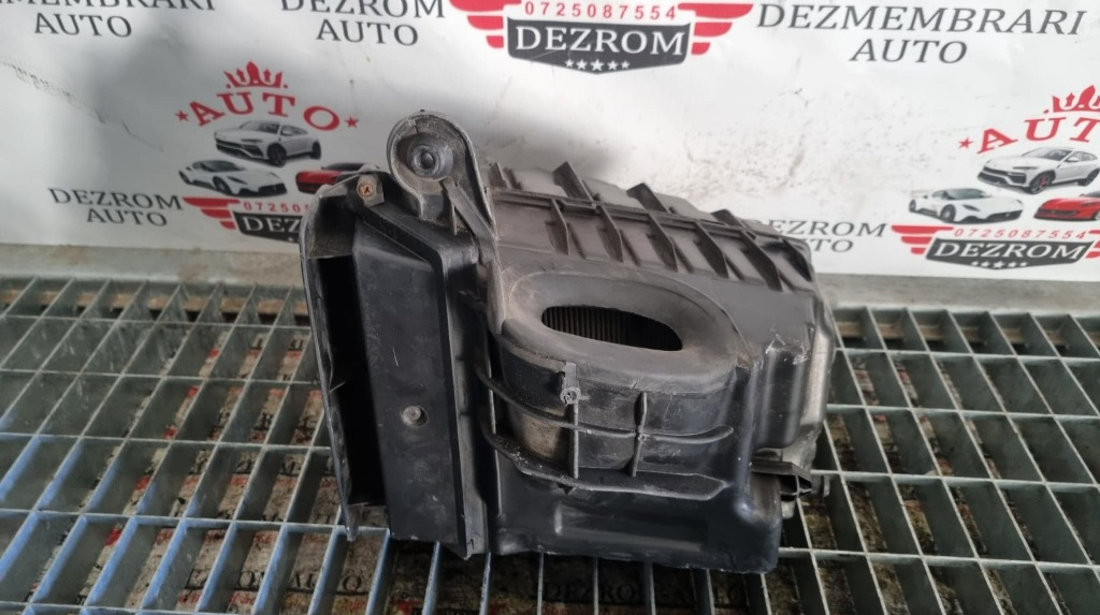 Carcasa filtru aer Renault Megane III 1.6 dCi 130cp cod piesa : 8200947663