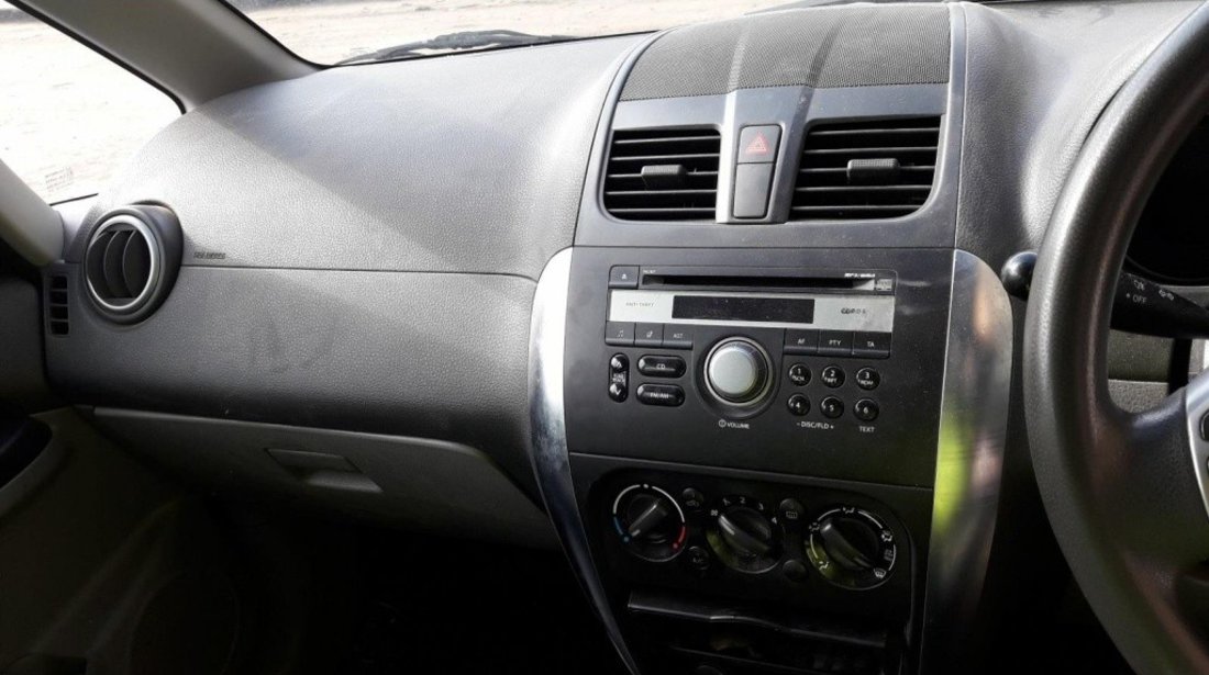 Carcasa filtru motorina Suzuki SX4 2010 hatchback 1.6