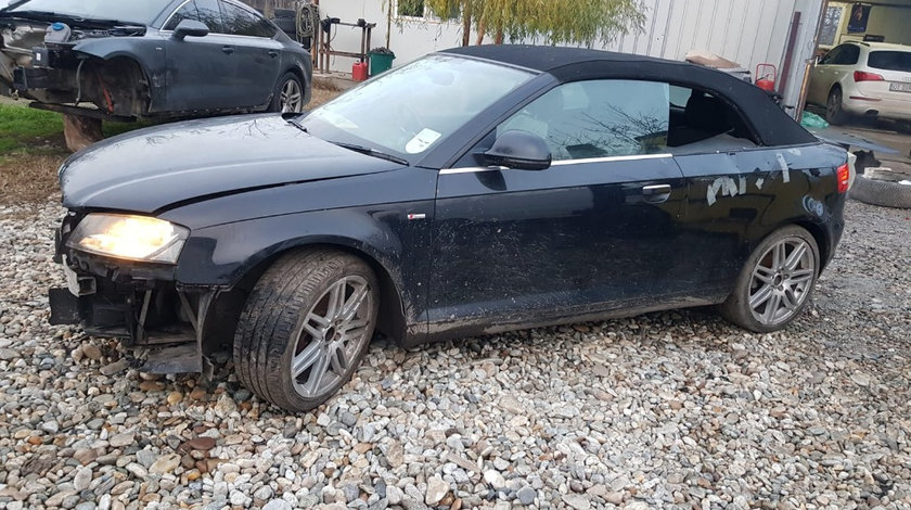 Carenaj aparatori noroi fata dreapta Audi A3 8P7 Cabriolet