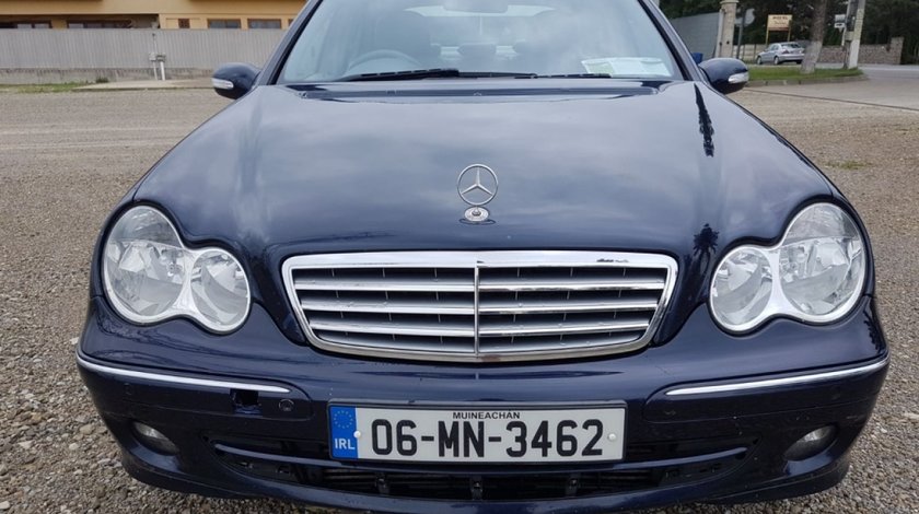 Carenaj aparatori noroi fata Mercedes C-CLASS W203 2006 berlina 2.2