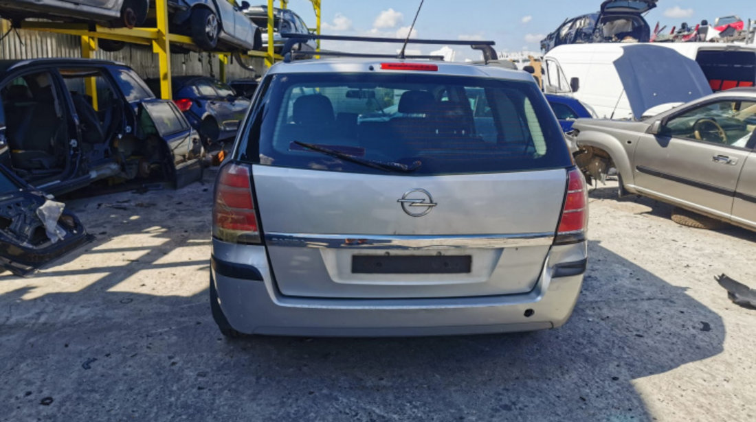 Carenaj aparatori noroi fata Opel Zafira B 2006 monovolum 1.6 benzina z16xep