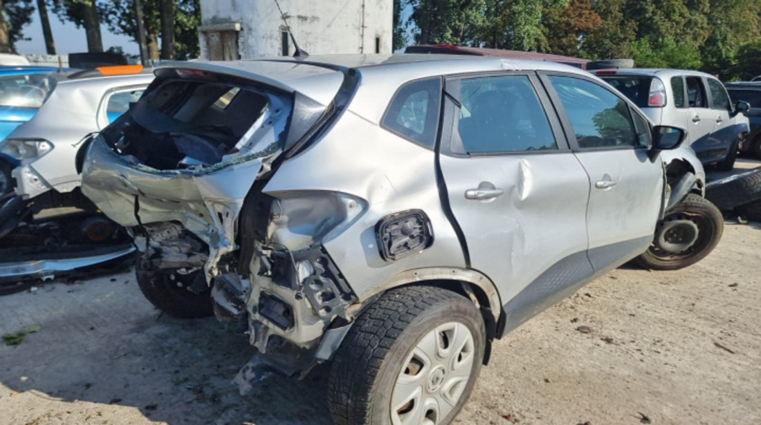 Carenaj aparatori noroi fata Renault Captur 2013 SUV 1.5 dci K9K 608