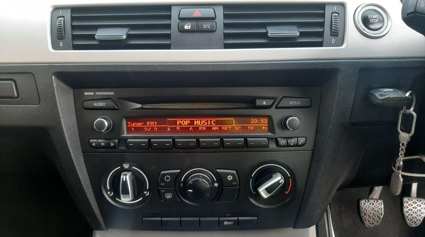 CD player BMW E90 2009 SEDAN LCI 2.0 i