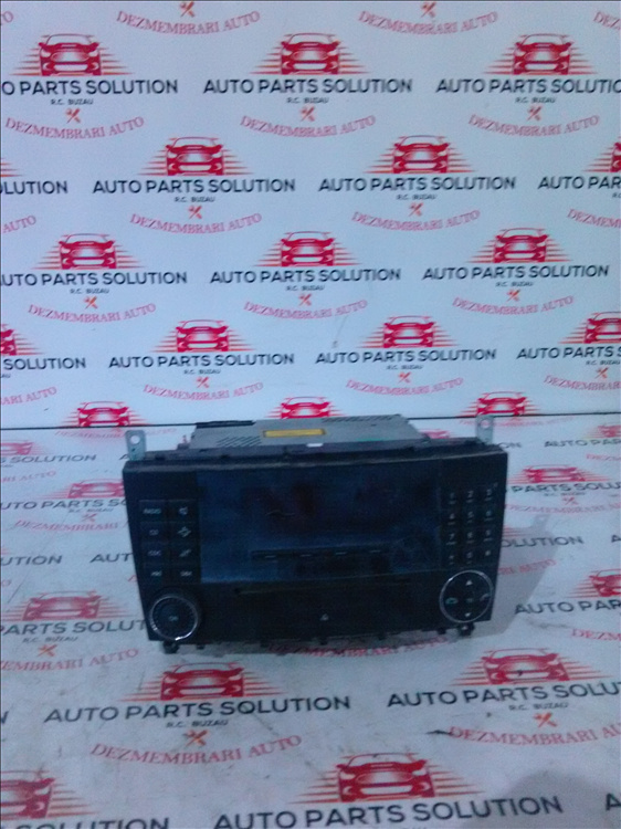 CD player MERCEDES C CLASS 2.2CDI an fabr. 2005