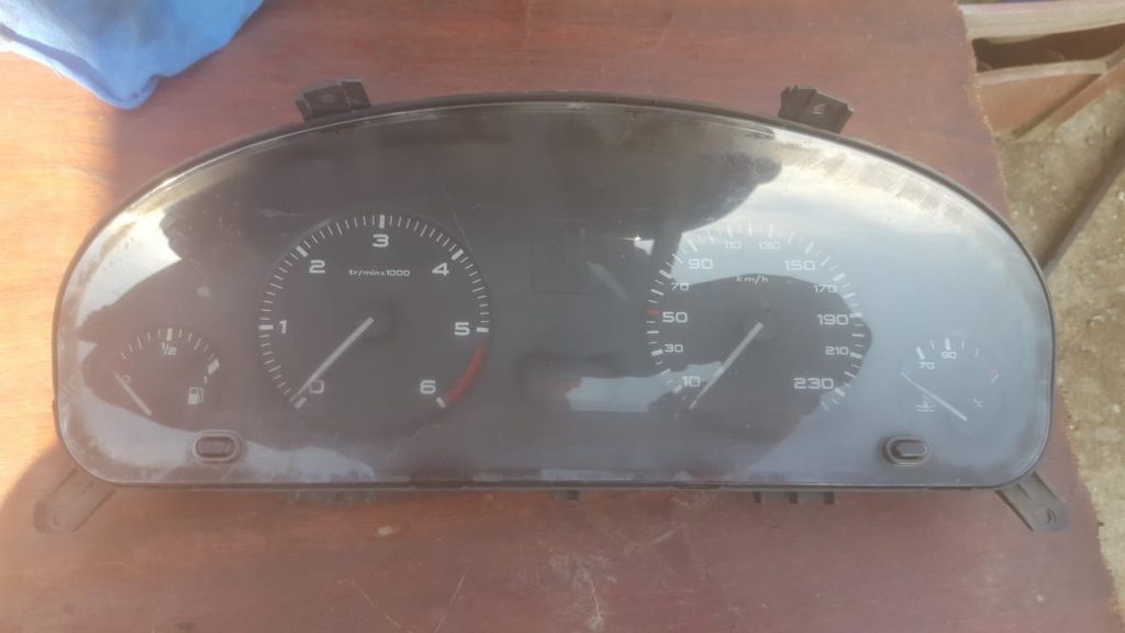 Ceas bord peugeot 406. cod 9639940380