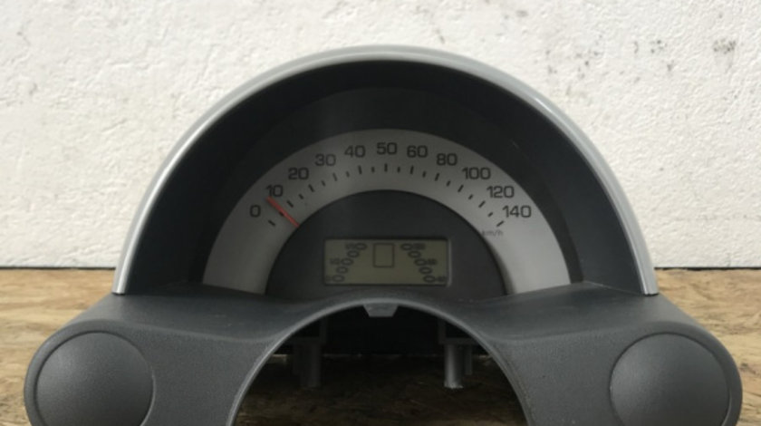 Ceas bord Smart ForTwo 0,7 benzina coupe 2006 (0001187v019)