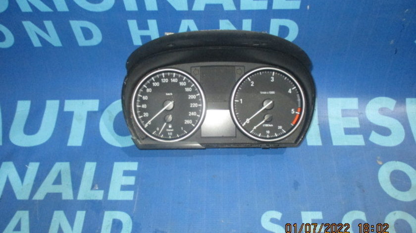 Ceasuri bord BMW E90 318d; 9166846 (geam spart)