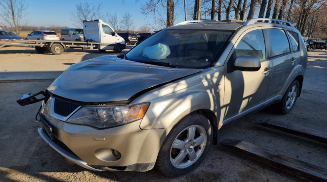 Ceasuri bord Mitsubishi Outlander 2010 SUV 3.0