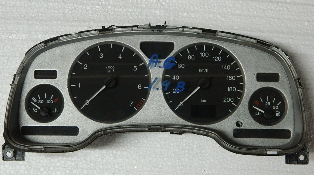 Ceasuri bord Opel Astra G 1.4B #58492122