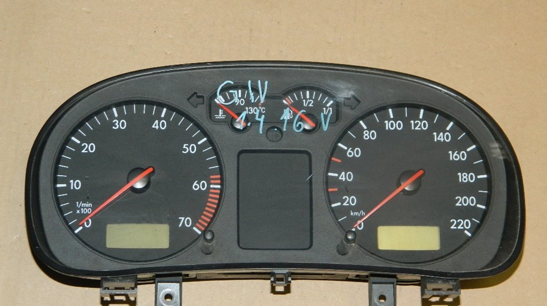 Ceasuri bord VW Golf IV 1.4B 16V #58491834
