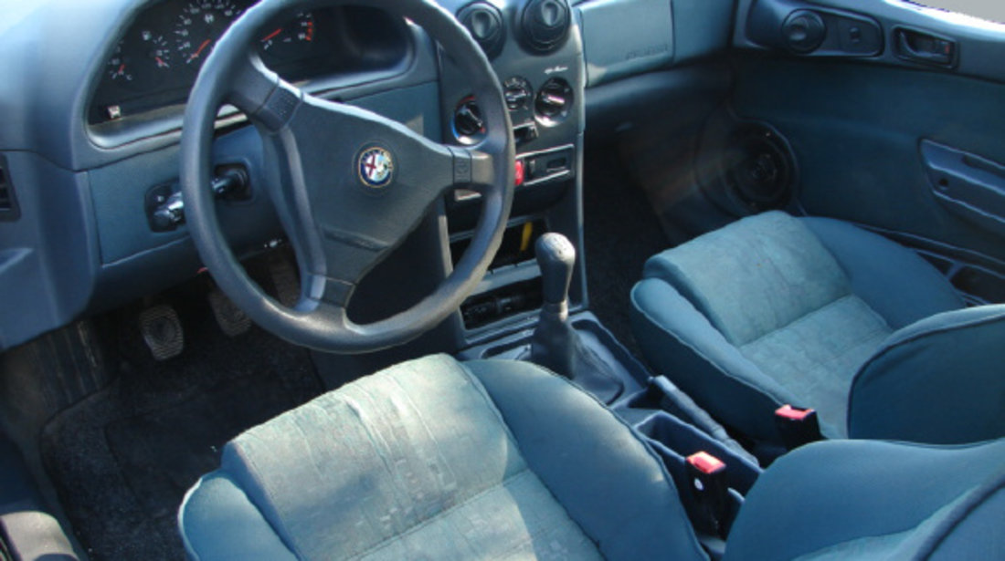 Centura siguranta fata dreapta Alfa Romeo 145 930 [1994 - 1999] Hatchback 1.4 MT (103 hp) Twin Spark 16V