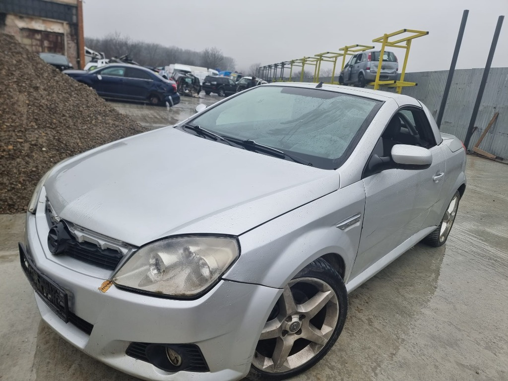 Centuri siguranta fata Opel Tigra 2005 cabrio 1.3 cdti