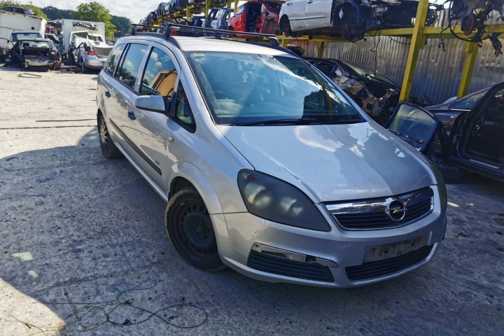 Centuri siguranta fata Opel Zafira B 2006 monovolum 1.6 benzina z16xep