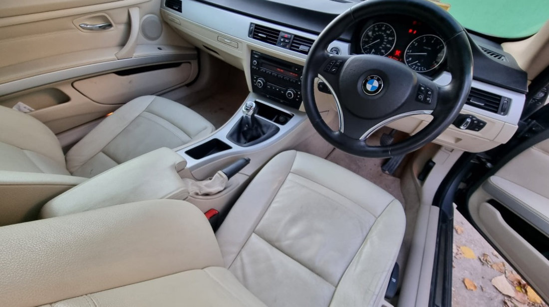 Centuri siguranta spate BMW E93 2012 coupe lci 2.0 benzina n43