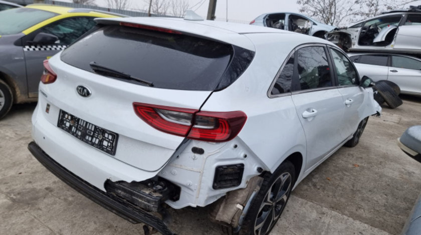 Chedere Kia Ceed 2019 hatchback 1.6 diesel