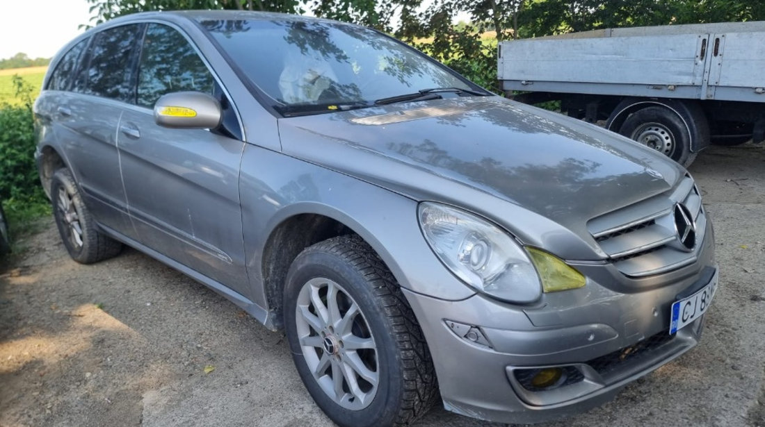 Chedere Mercedes R-Class W251 2007 4x4 3.0 CDI