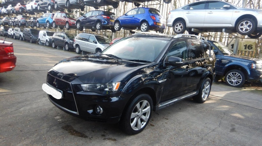 Chedere Mitsubishi Outlander 2010 SUV 2.2 DIESEL