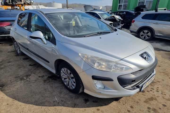 Chedere Peugeot 308 2010 hatchback 1.6 diesel