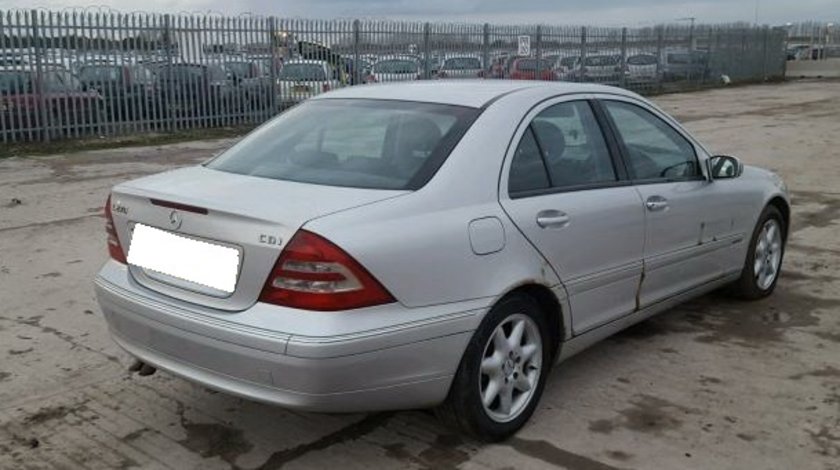 Claxon Mercedes C-Class W203 2003 sedan 2.2 cdi